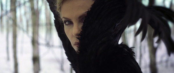snow2 SNOW WHITE & THE HUNTSMAN